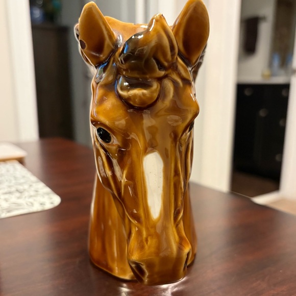 Vintage Ceramic Horse Head Sculpture in Brown - Picture 3 of 10
